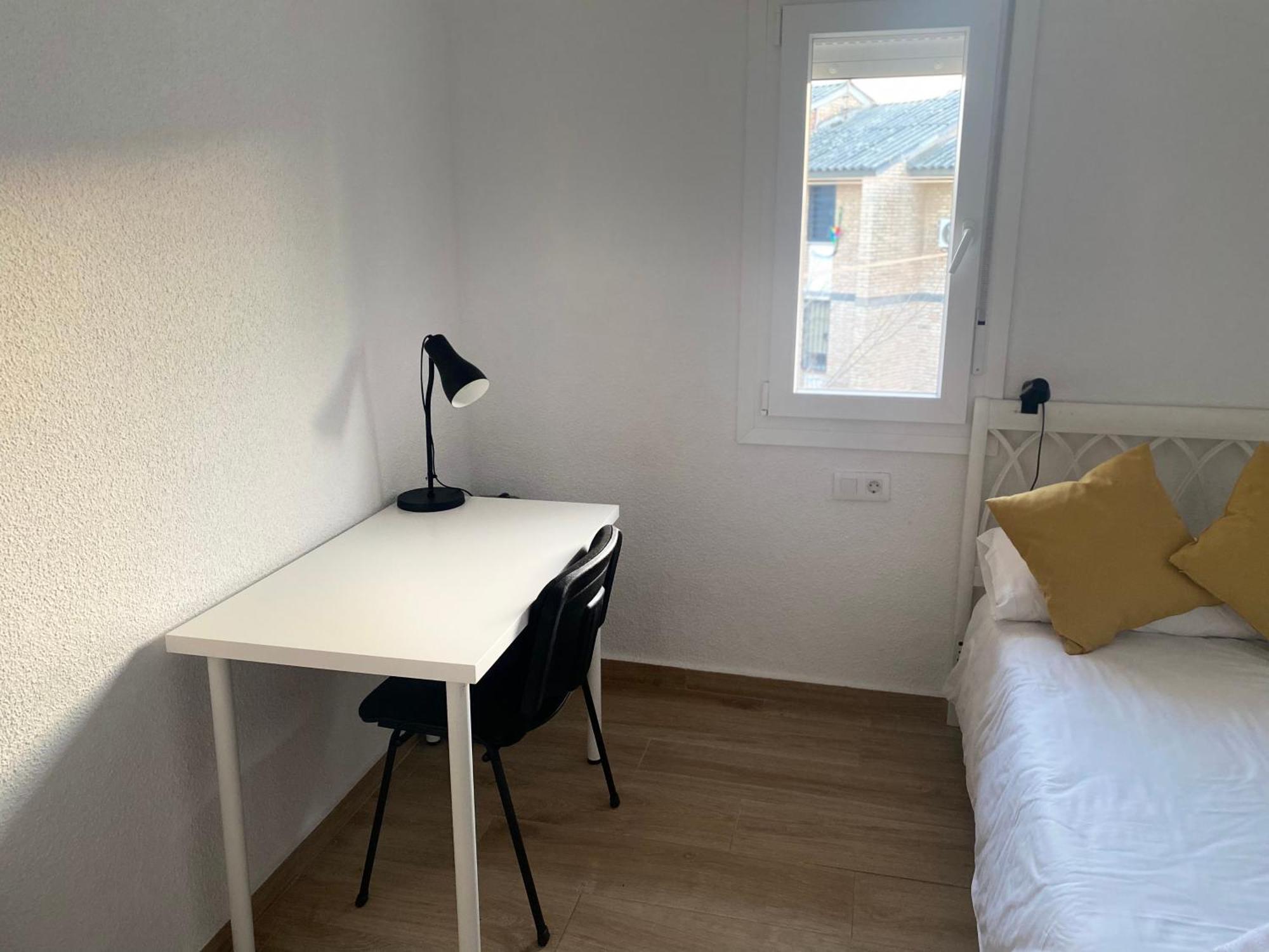 Plaza Andalucia Apartment -A 10Min Caminando Del Puente Romano 科爾多瓦 外观 照片